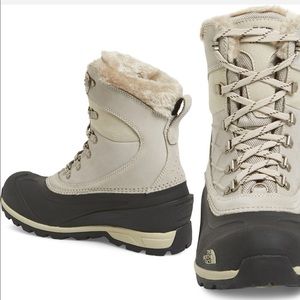 The North FACE ‘Chilkat 400’ Waterproof PrimaLoft Insulated Boot.